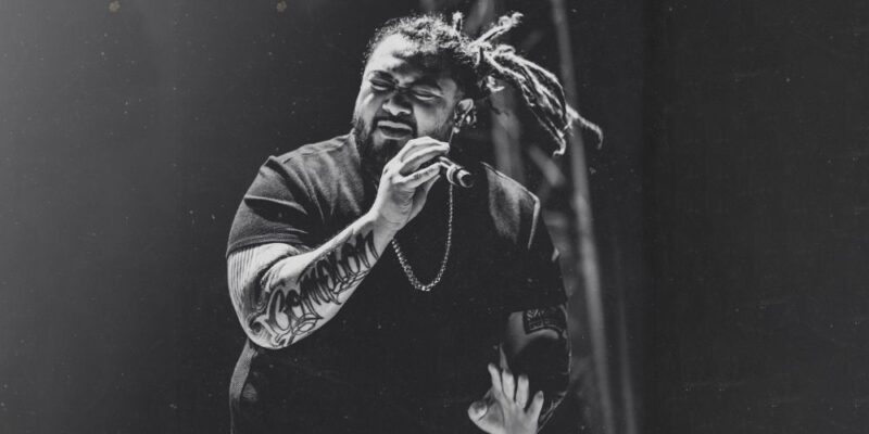 J Boog, a renowned reggae singer, was raised on the west coast and heavily influenced by his Polynesian heritage.  REGGAE TASTEMAKER