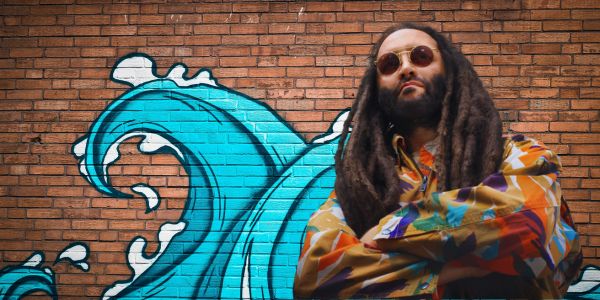 Alborosie, an Italian reggae artist, immersed himself in the roots of the genre and Rastafari culture. Reggae Tastemaker