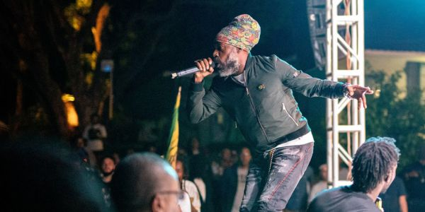 Roots power: Lutan Fyah delivers ‘Blessings’ on Derrick Sound’s one-drop riddim. Reggae Tastemaker