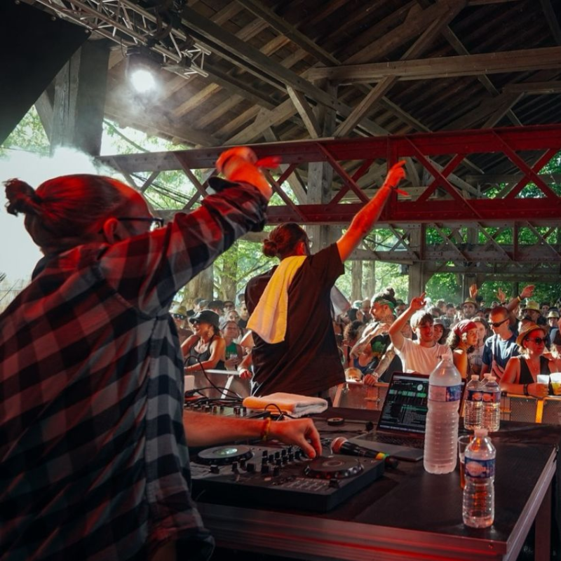 Kingston Nights: The Story Behind Derrick Sound’s latest album, Upliftment. Reggae Tastemaker