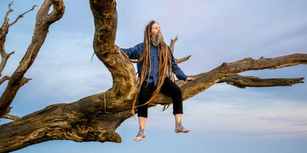 Mike Love ascends to a new chapter with his latest album, ‘Teachers’. Reggae Tastemaker