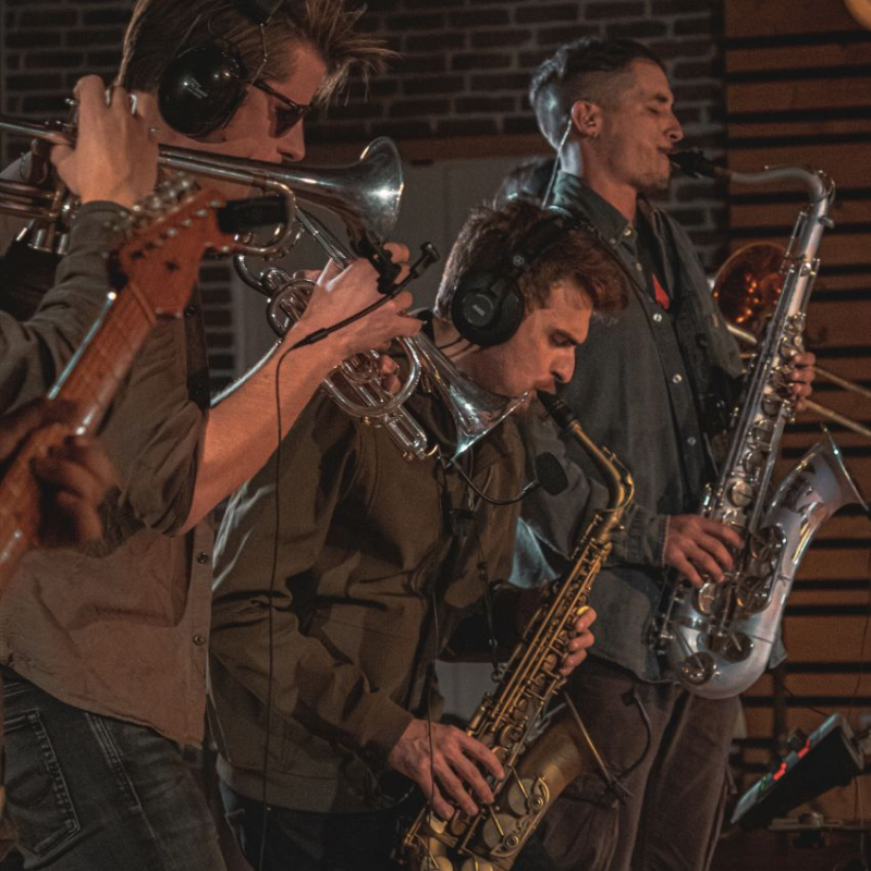 Global grooves meet conscious vibes on The Oddroots’ Awareness Live Session. Reggae Tastemaker
