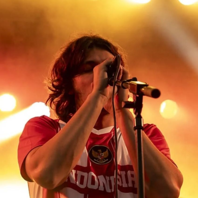 Gus Walker's "Hands" captures the trembling heart of new love. Reggae Tastemaker