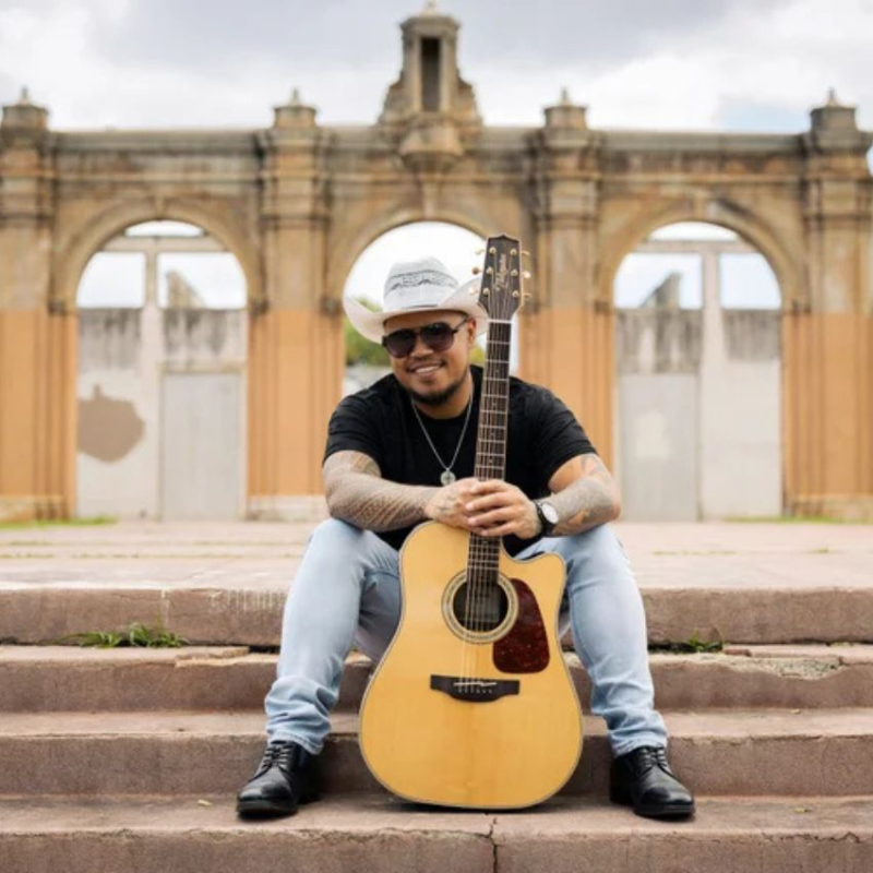 Hawaiian roots and reggae fire unite on Maoli’s ‘Last Sip of Summer: Island Vibe’. Reggae Tastemaker