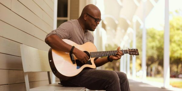 Honouring love in real time: Olaide Banks brings ‘Flowers’. Reggae Tastemaker