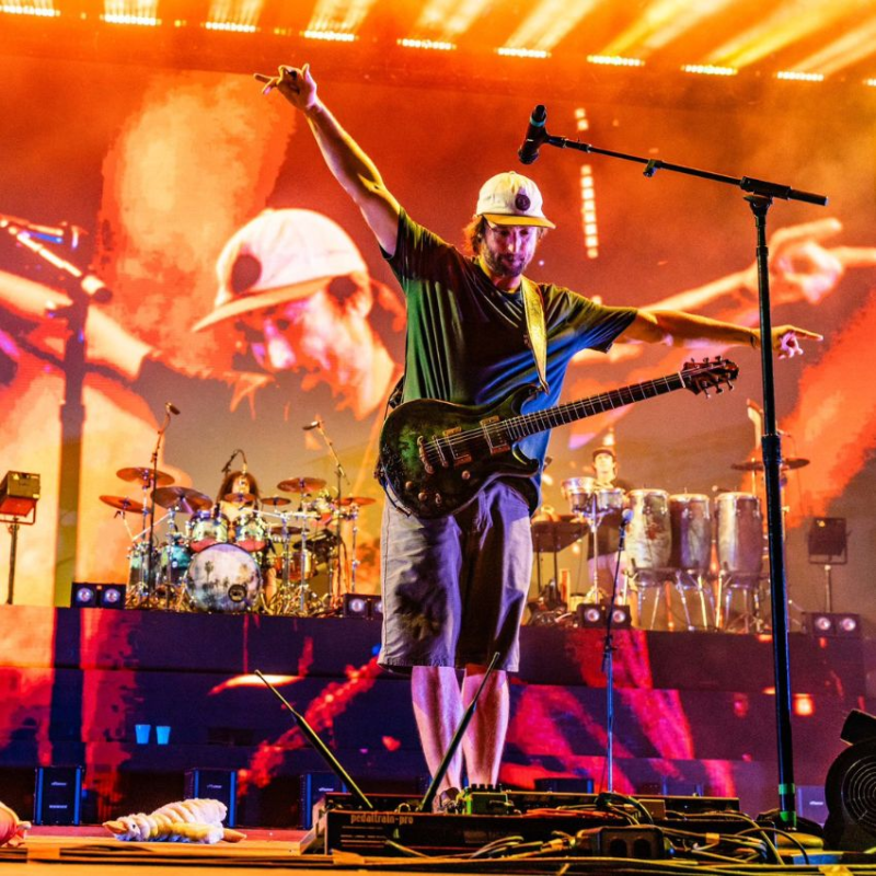 Free Flow Sessions: Stick Figure’s journey from studio jams to dub mastery. Reggae Tastemaker