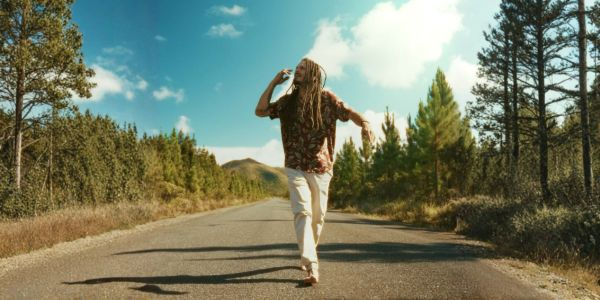 Two islands, one vibration: Fab I&I and Yaniss Odua unite to ‘Refind The Roots’. Reggae Tastemaker