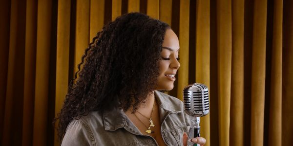 From Cardiff to Kingston: Aleighcia Scott’s Gwreiddiau translates heritage into pure ska joy. Reggae Tastemaker