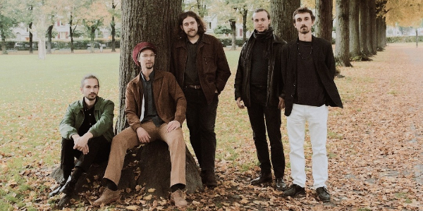 Swiss outfit Breakfast Mood returns on Groovers Choice Records with ‘Born To Go On’. Read our review of their nostalgic early ’80s roots single. Reggae Tastemaker